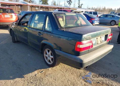 1997 Volvo 850 Gt z USA, uszkodzony, nr VIN YV1LS5548V2395017